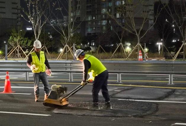 '부실 복구 교통대란'…수영강변·내성지하차도 오늘 밤 '재포장' 통제(종합)