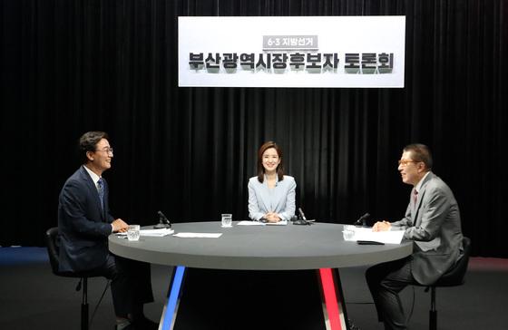 부산시장 첫 토론…양 후보 캠프 "우리가 더 잘했다"