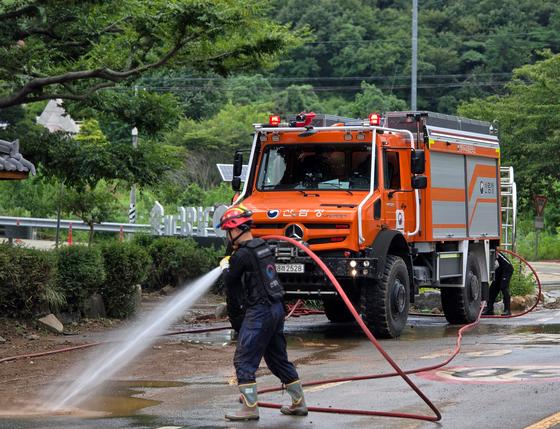 거제·통영 호우 피해기업 정책자금 완화한다…금리 1.5%·최대 3억 지원
