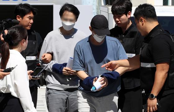 '카자흐스탄 거점 보이스피싱' 한국인 조직원 4명 부산 수감