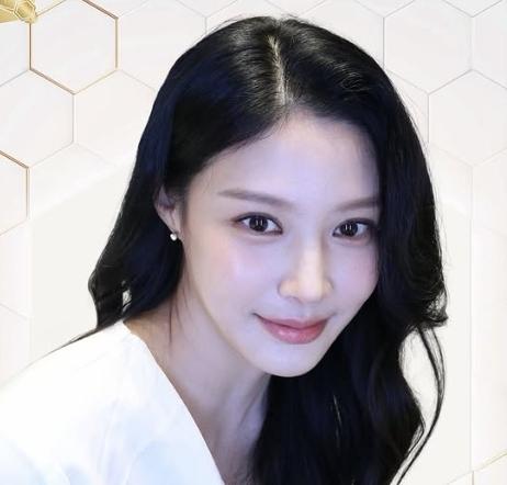 조민 "홈쇼핑 출연 90분 전 취소 통보…이유는 '대내외적 논란 우려'"