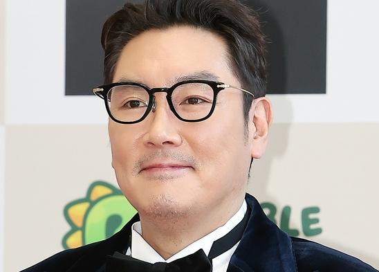 조진웅, 고교 때 성폭행 '소년원 간 일진' 의혹…소속사 "사실 확인 중"