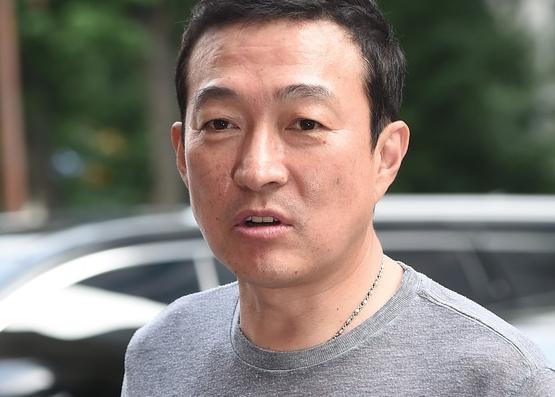 또 음주운전 이재룡, 교통사고 뒤 현장 이탈…지인 집에서 검거