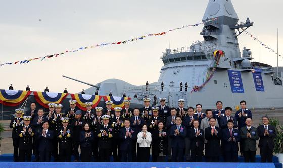 해군 신형 호위함 전남함 진수식
