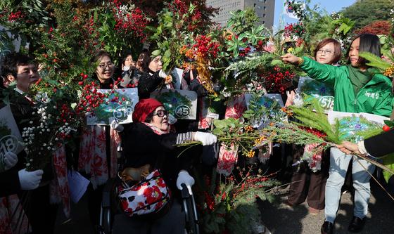 5·18 성폭력 피해자들, 45년 만에 국가 상대 첫 재판