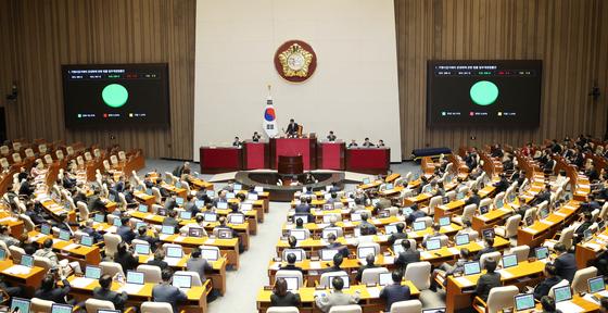 가맹점주 협상권 보장하는 법안 본회의 통과