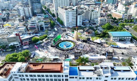 옛 도청앞에서 펼쳐지는 5·18민주의밤